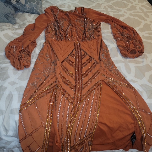 Dress used only once time. - Picture 4 of 6